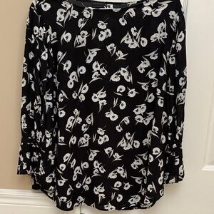 Ann Taylor Black and White Floral Blouse